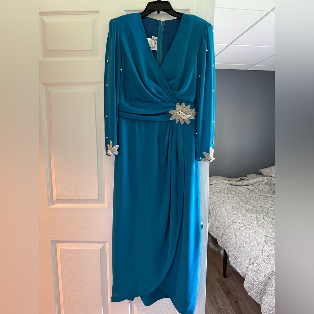 Women’s Gown size 12